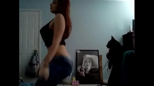 Népszerű Millie Acera Twerking my ass while playing with my pussy klipek klipek
