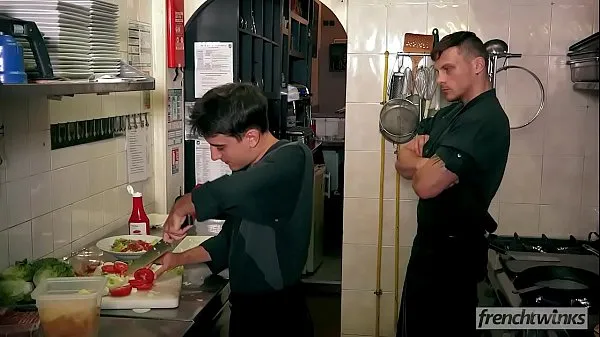 Hot Parody Gordon Ramsay Kitchen Nightmares 2 clips Clips
