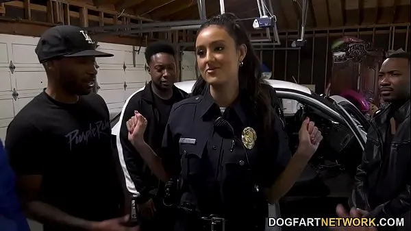 Hot Police Officer Job Is A Suck - Eliza Ibarra clips Clips
