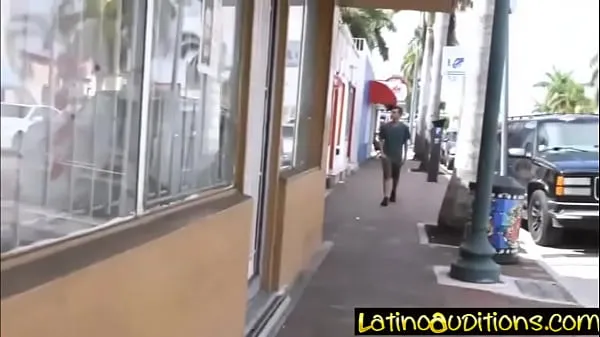 Горячие клипы Прямого латиноамериканца трахнули в видео от первого лица Клипы